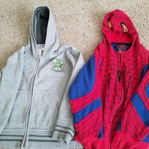 2 hooded sweatshirts size 5-6 spiderman